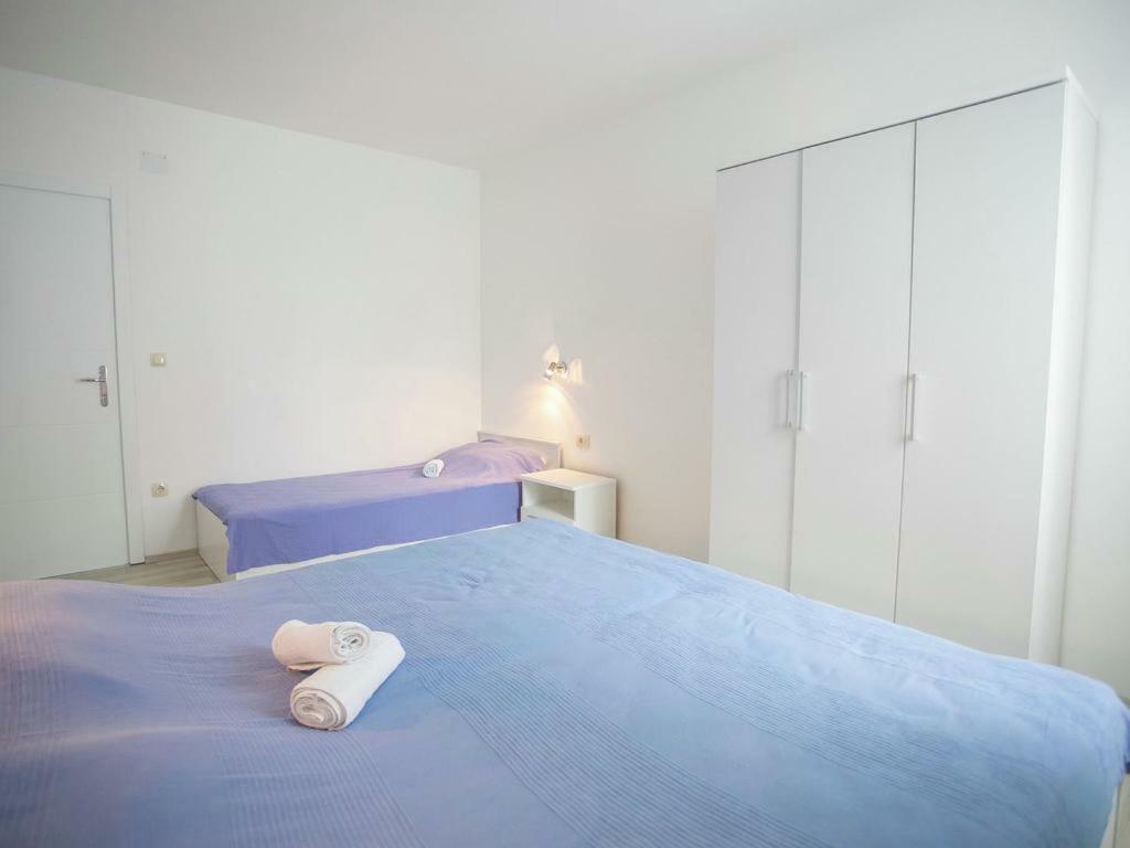 Sesar Apartments Krk - No. 3 Cvita Krk Town Exteriér fotografie